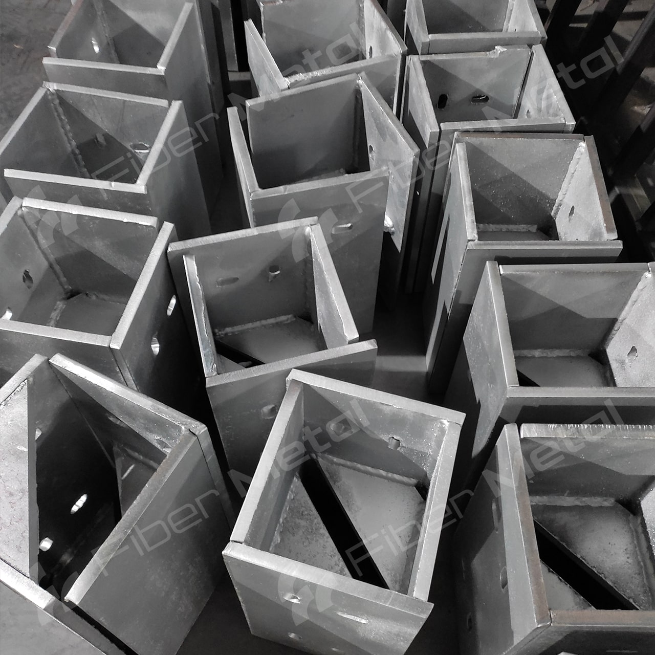 Alüminyum Metal Ankraj Bağlantı Elemanı Alüminyum Metal Ankraj Bağlantı Elemanı