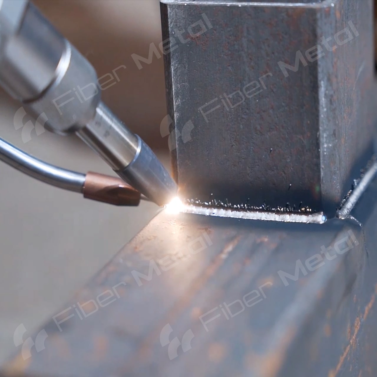 Eisenlaserschweißen Eisenlaserschweißen